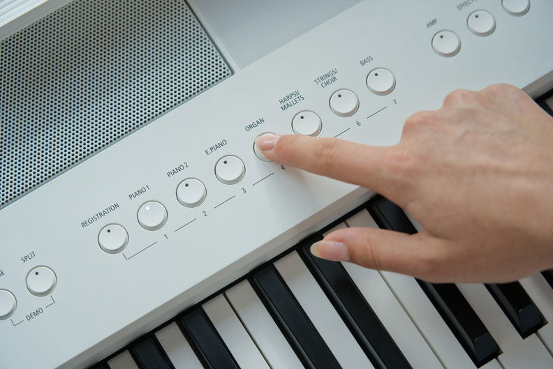 ES-520 Blanc