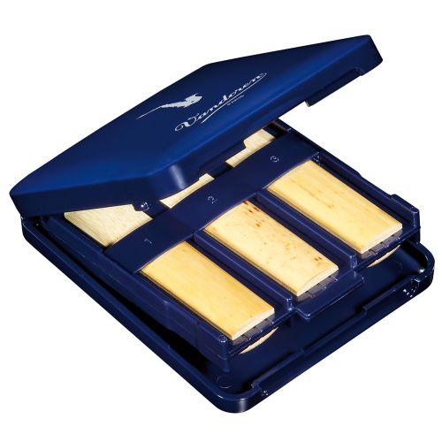 REEDS CASE FOR ALTO SAXOPHONE & CLARINET - VRC620