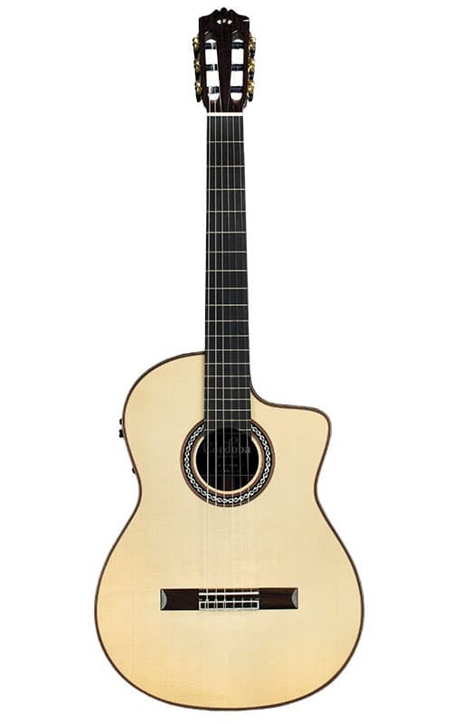 CORDOBA LUTHIER GK PRO NEGRA AVEC ÉTUI